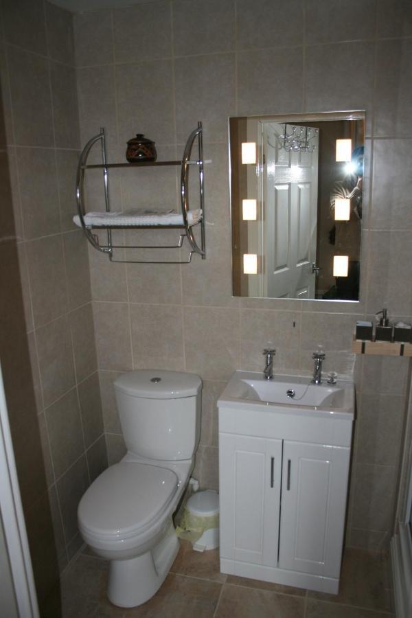 The Fairmile Bed & Breakfast Lytham St Annes Cameră foto
