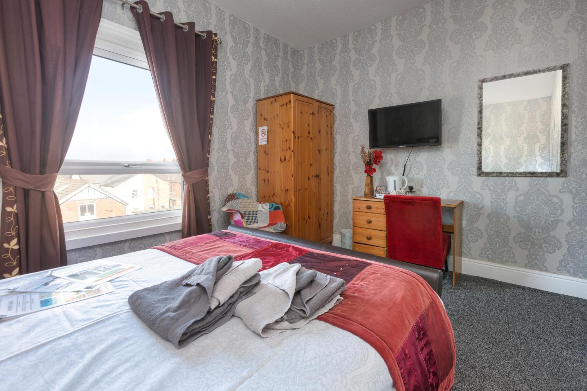 The Fairmile Bed & Breakfast Lytham St Annes Exterior foto