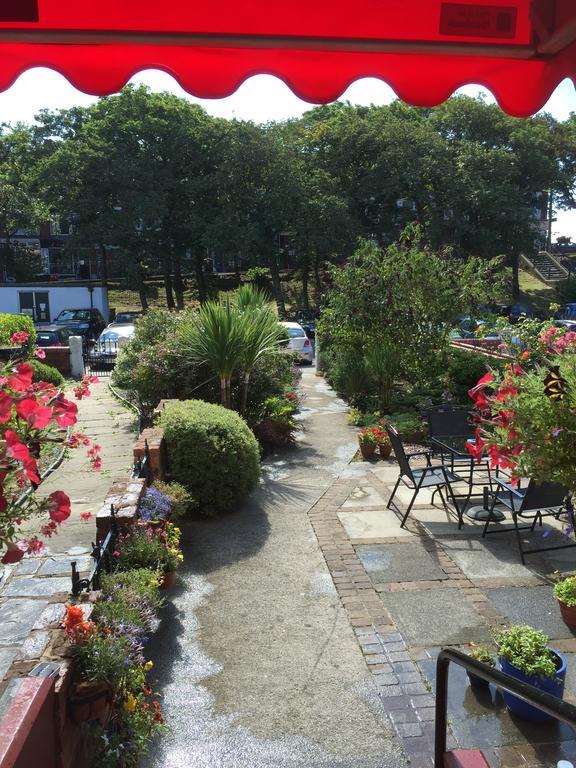 The Fairmile Bed & Breakfast Lytham St Annes Exterior foto