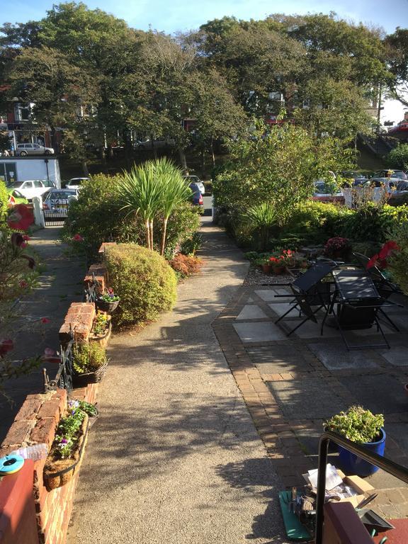 The Fairmile Bed & Breakfast Lytham St Annes Exterior foto