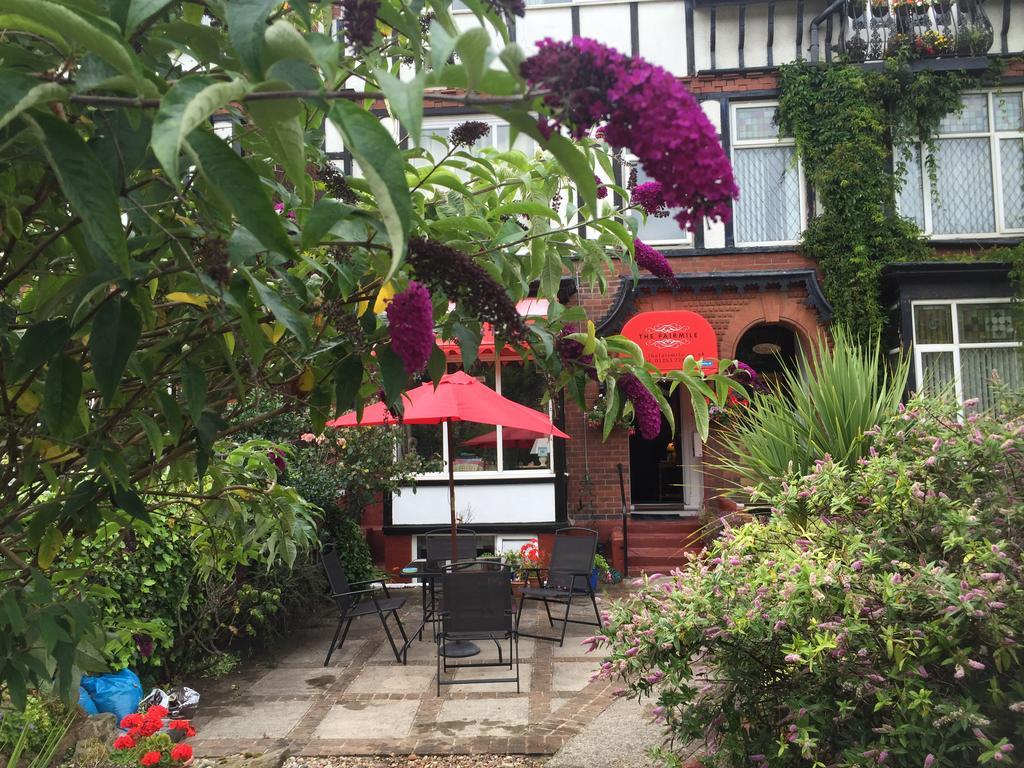 The Fairmile Bed & Breakfast Lytham St Annes Exterior foto